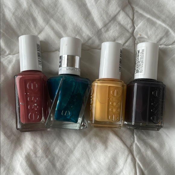 Essie Nail Polish Bundle - Picture 1 of 3